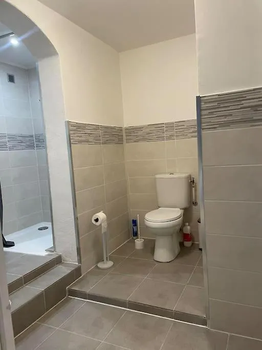 Appartement Flat à Caumont-sur-Durance France
